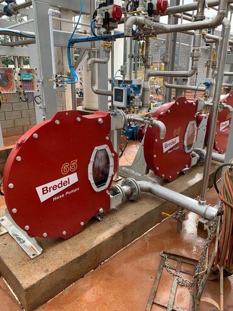 Paques vähentää seisokkeja biokaasutehtaassa Watson-Marlow-pumpuilla